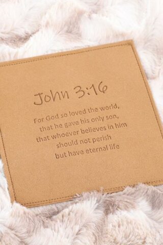 788200538003 Fluffy Throw With Patch John 3:16